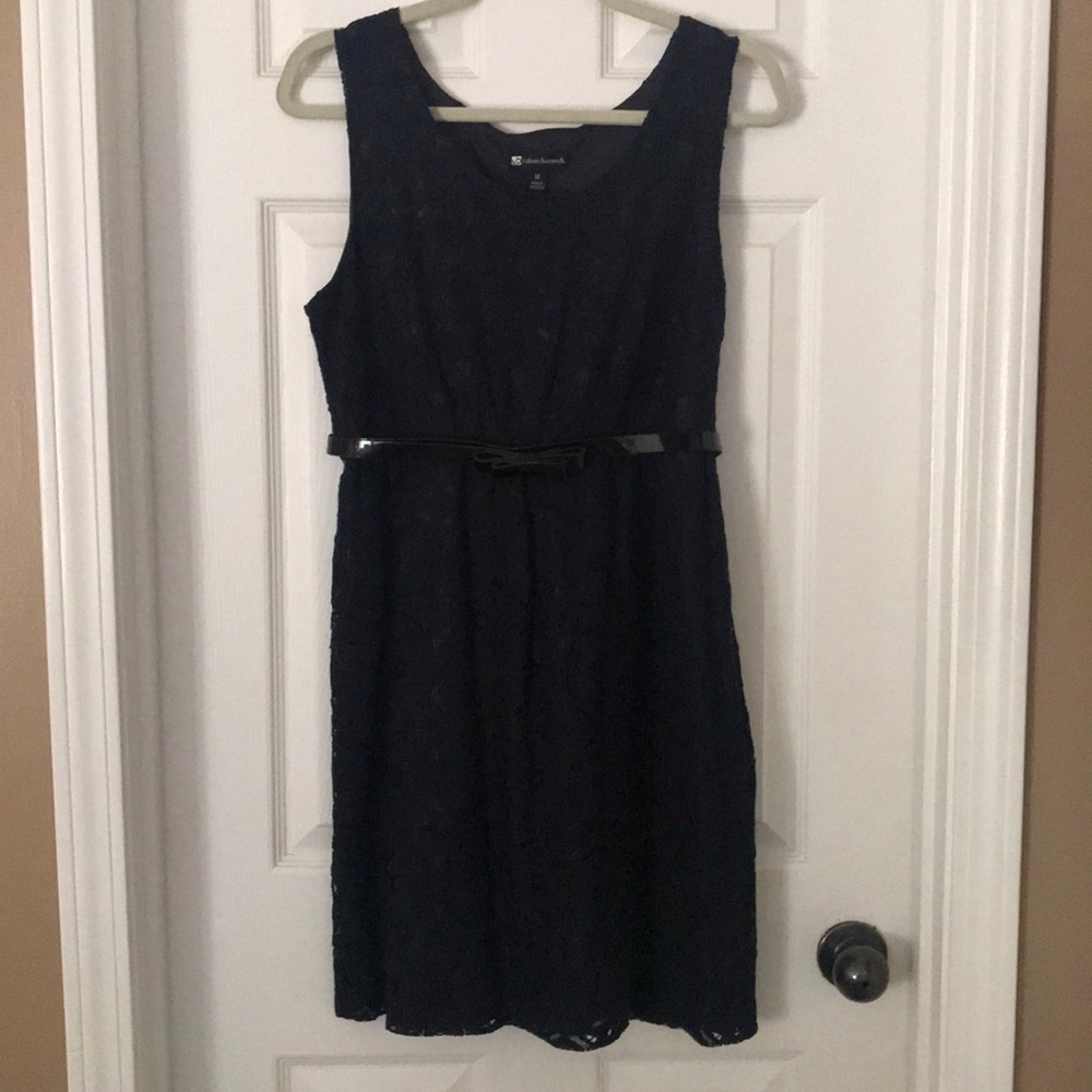 Valerie Bertinelli Dress Navy with Black belt  14